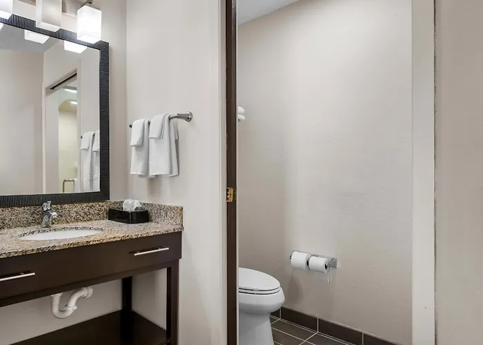Sleep West Hotel 4*