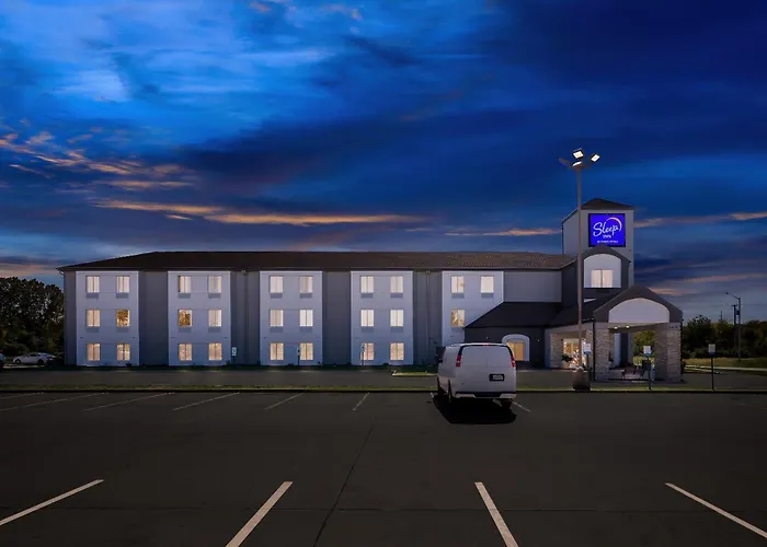 Sleep West Hotel 4*