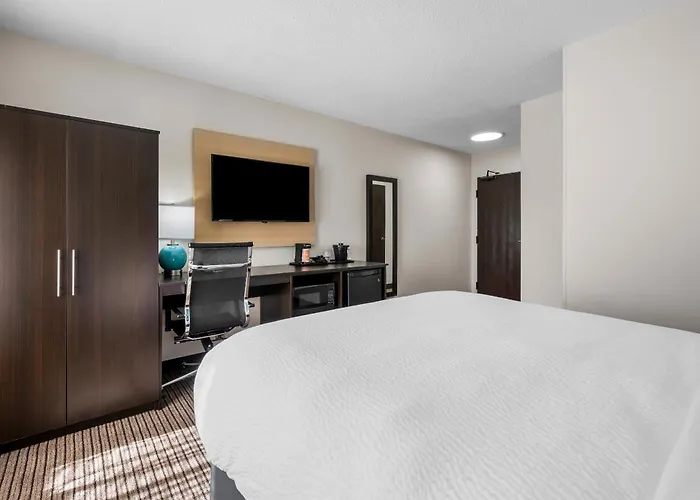 Hotel Sleep West 4*