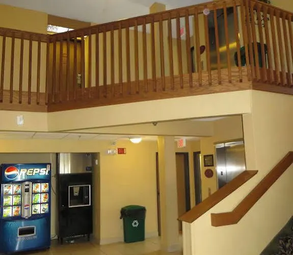 Sleep West Hotel 4*